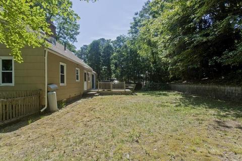 27 Anthony St, Springfield, MA 01104 photo 7