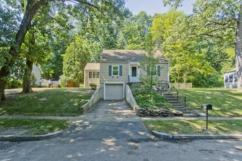 27 Anthony St, Springfield, MA 01104 photo 2