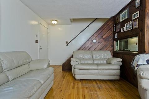 27 Anthony St, Springfield, MA 01104 photo 11