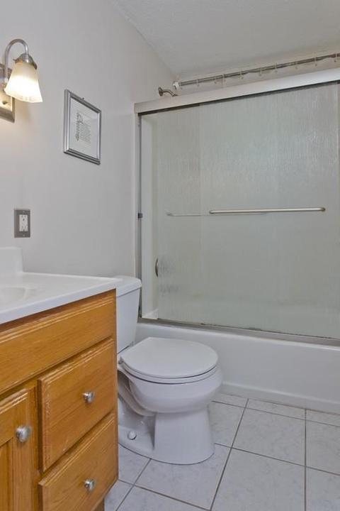 27 Anthony St, Springfield, MA 01104 photo 26