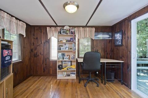 27 Anthony St, Springfield, MA 01104 photo 34