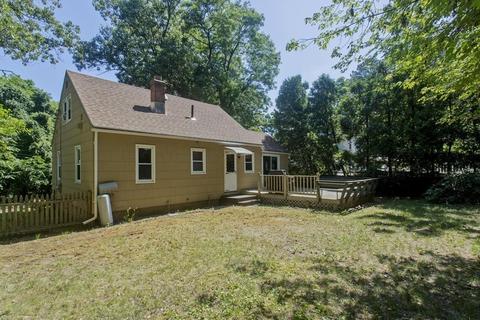 27 Anthony St, Springfield, MA 01104 photo 8