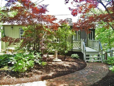 39 Horseshoe Cir, Ware, MA 01082 photo 2
