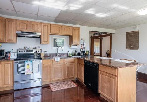 672 Chestnut St, Springfield, MA 01107 photo 26
