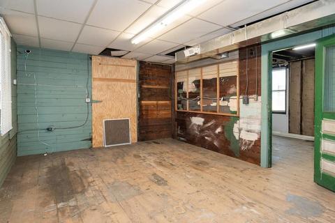 672 Chestnut St, Springfield, MA 01107 photo 35