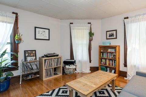 672 Chestnut St, Springfield, MA 01107 photo 23