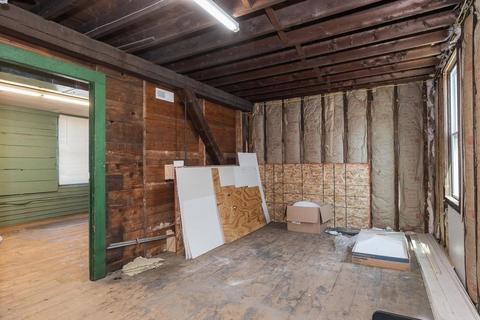672 Chestnut St, Springfield, MA 01107 photo 34