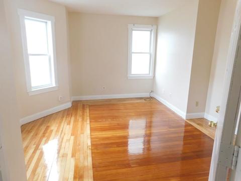 77 Tremont St, Fall River, MA 02720 photo 5