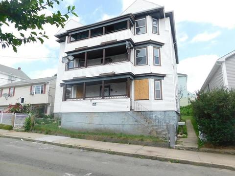 77 Tremont St, Fall River, MA 02720 photo 3