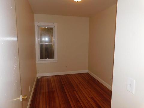 77 Tremont St, Fall River, MA 02720 photo 8