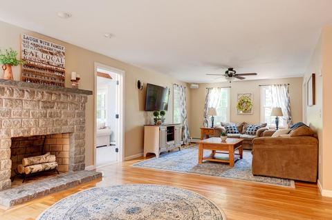 117 Maple St, Douglas, MA 01516 photo 10