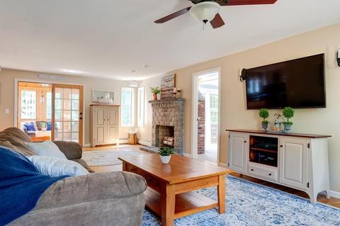 117 Maple St, Douglas, MA 01516 photo 12