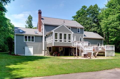 117 Maple St, Douglas, MA 01516 photo 4