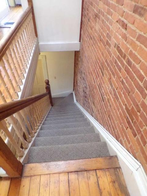 11 Mattoon St, Springfield, MA 01105 photo 3