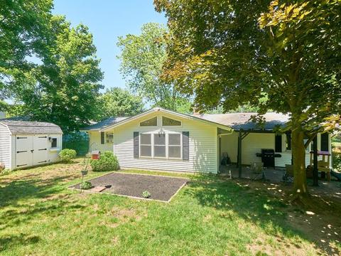 55 Prior Dr, Framingham, MA 01701 photo 4