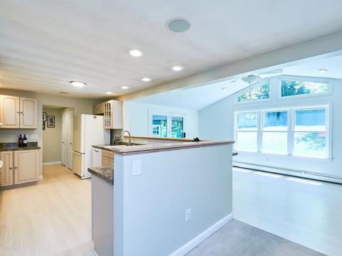 55 Prior Dr, Framingham, MA 01701 photo 10