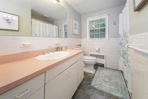910 Washington St, Walpole, MA 02081 photo 25