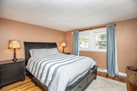 36 Laurel Ln, Reading, MA 01867 photo 7