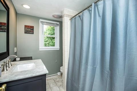 36 Laurel Ln, Reading, MA 01867 photo 8