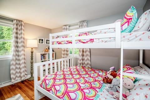 36 Laurel Ln, Reading, MA 01867 photo 9