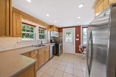 2283 Washington St, Canton, MA 02021 photo 4