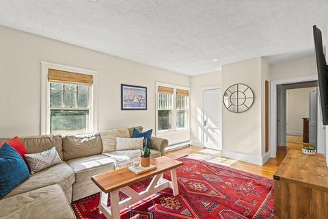 25 Forest St, Reading, MA 01867 photo 11
