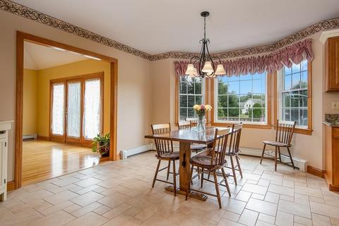 4 Parker Rd, Mendon, MA 01756 photo 17