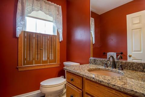 4 Parker Rd, Mendon, MA 01756 photo 21
