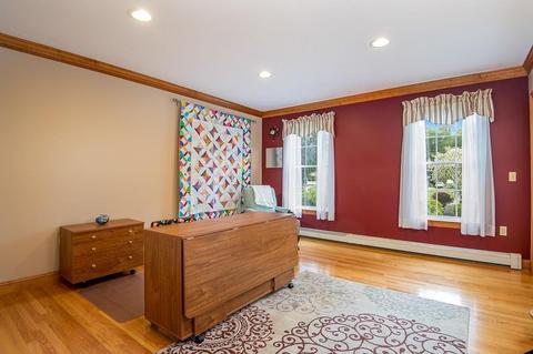 4 Parker Rd, Mendon, MA 01756 photo 12