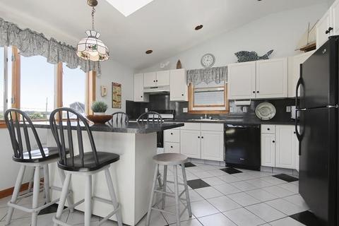 28 Wankinquoah Ave, Wareham, MA 02571 photo 7