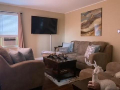 81 Summit Ave, Chicopee, MA 01020 photo 4
