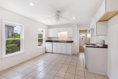48 Prescott St, Everett, MA 02149 photo 8