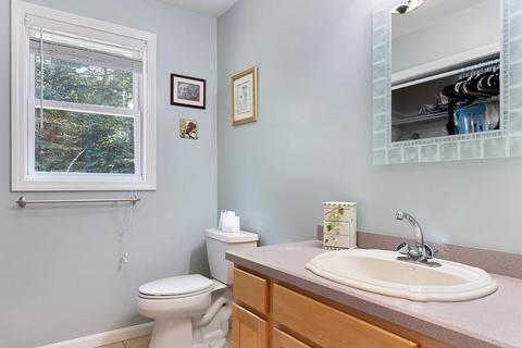 88 Whitins Rd, Sutton, MA 01590 photo 6
