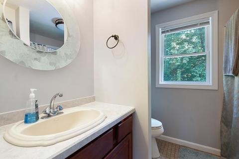 88 Whitins Rd, Sutton, MA 01590 photo 14
