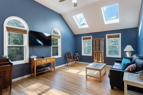 88 Whitins Rd, Sutton, MA 01590 photo 10