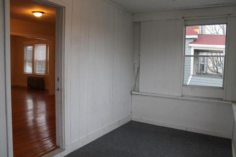 27 Palm St, Springfield, MA 01108 photo 12