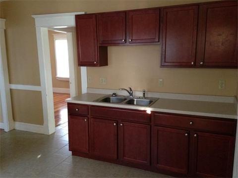 27 Palm St, Springfield, MA 01108 photo 6