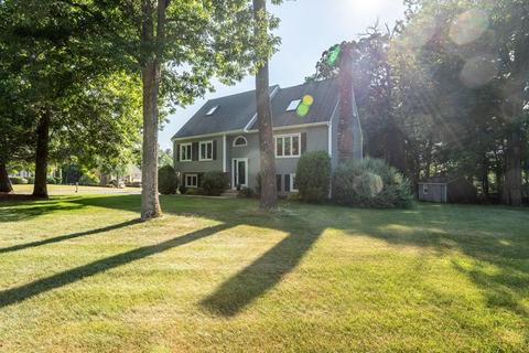 7 Wachusett Dr, Sutton, MA 01590 photo 2