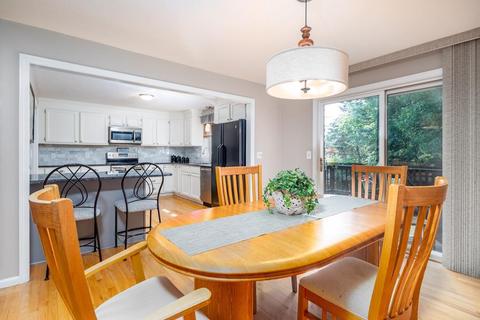 7 Wachusett Dr, Sutton, MA 01590 photo 6
