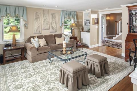 4 Westview Cir, Hingham, MA 02043 photo 4
