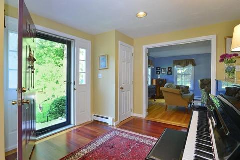 7 Monamie Ln, Walpole, MA 02081 photo 5