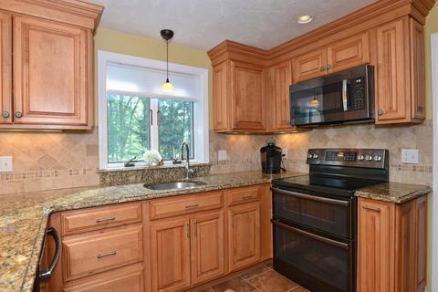 7 Monamie Ln, Walpole, MA 02081 photo 13