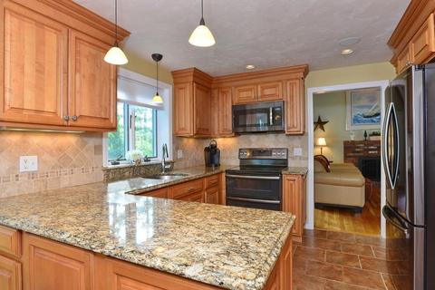 7 Monamie Ln, Walpole, MA 02081 photo 10