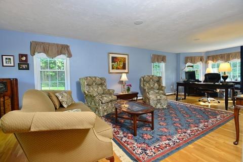 7 Monamie Ln, Walpole, MA 02081 photo 6