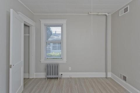 260 Laurelton St, Springfield, MA 01109 photo 25