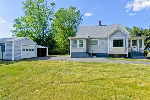 260 Laurelton St, Springfield, MA 01109 photo 3