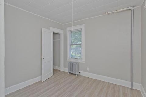 260 Laurelton St, Springfield, MA 01109 photo 28