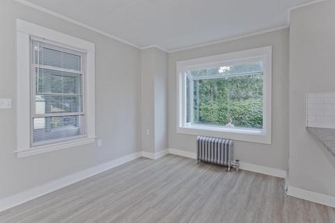 260 Laurelton St, Springfield, MA 01109 photo 23