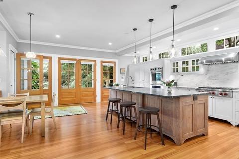 35 Allerton St, Brookline, MA 02445 photo 8