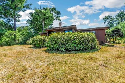 800 Plumtree Rd, Springfield, MA 01118 photo 9